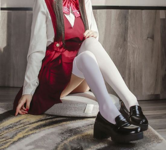 美女插鸡_BD国语在线视频观看